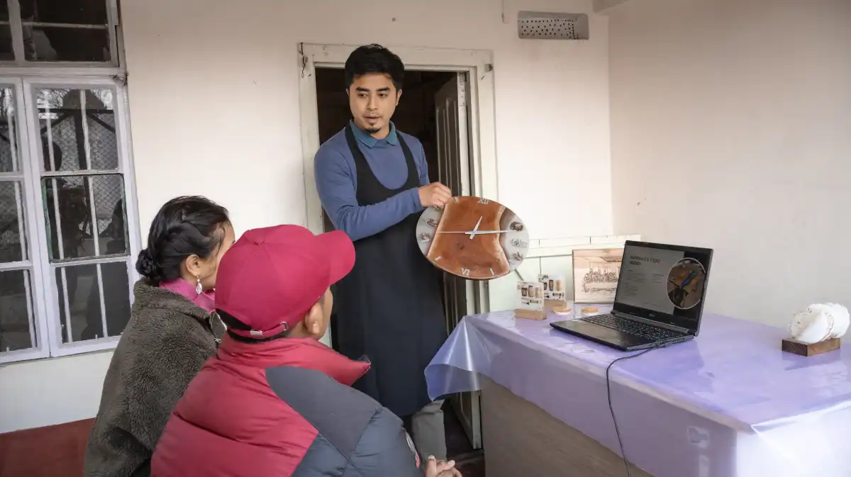 Learn Resin Craft-Making